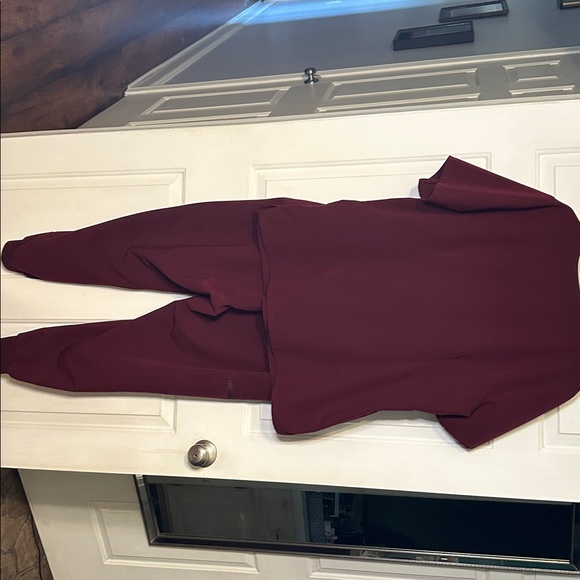 Figs Burgundy Scrub Set XXL - Picture 6 of 6